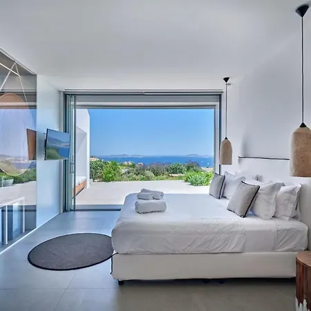 Luxury In Mykonos: An Oasis Of Elegance 5 Minutes From The Town Center *