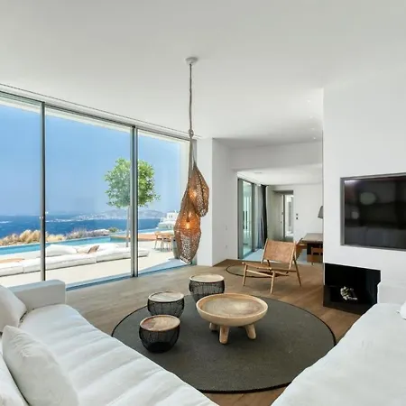 Luxury In Mykonos: An Oasis Of Elegance 5 Minutes From The Town Center Villa *